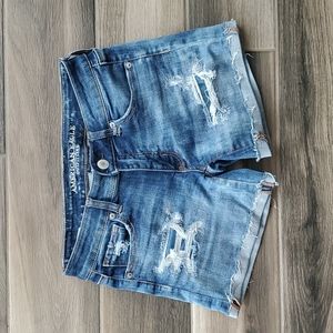 American Eagle distressed midi shorts